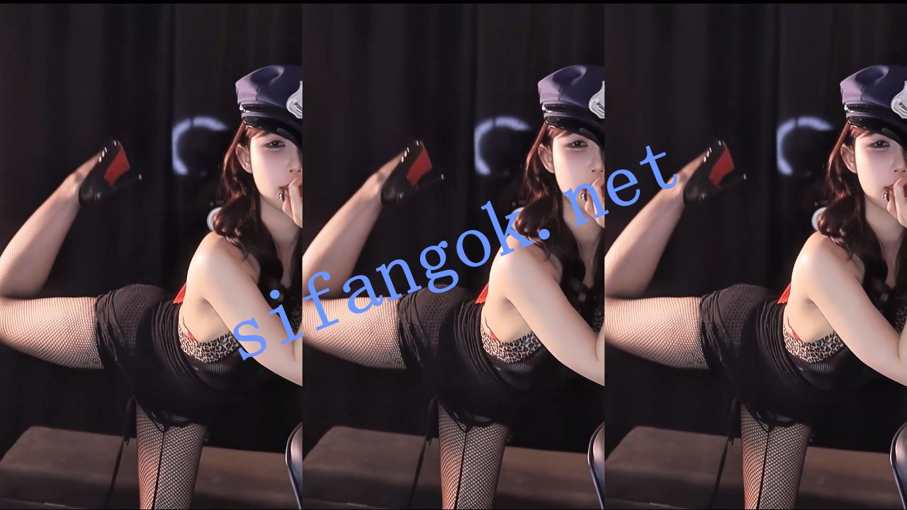 【虎牙 奈C】知名主播内衣定制【4V】【0.99G】 10