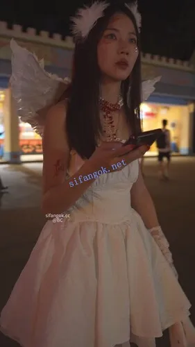 (BC-SSS-101)天使裙美女白丝吊带袜..弯腰被开灯CD..内裤湿了【1V】【767M】 3