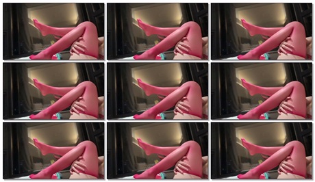 ❣️推荐❣️抖音颜值嫩妹【亲亲小崽】好嫩的骚穴，大尺度掰逼展示，道具自慰高潮，大奶粉穴【9V】【57.9M】 9